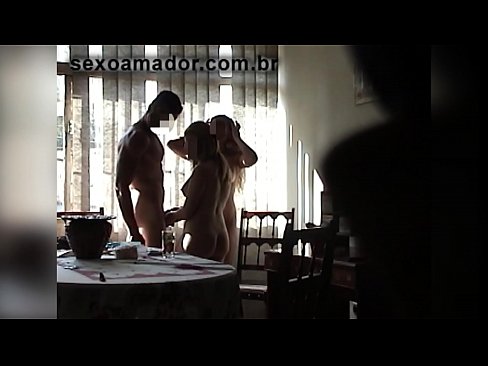 ❤️ دوستان سکس یک مرد غول پیکر و سه نفری را با او دعوت می کنند ❤️ ویدیو پورنو در ما fa.niceporn.ru ❌️